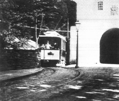 Vogner i linje 2 ved Kalfarlien, en gang p 30-tallet